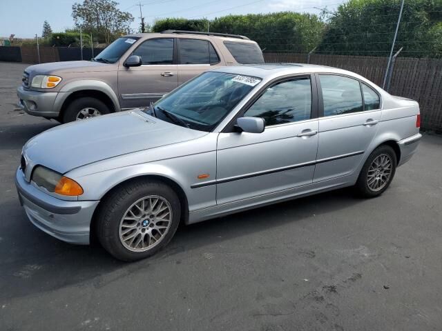 BMW 328i