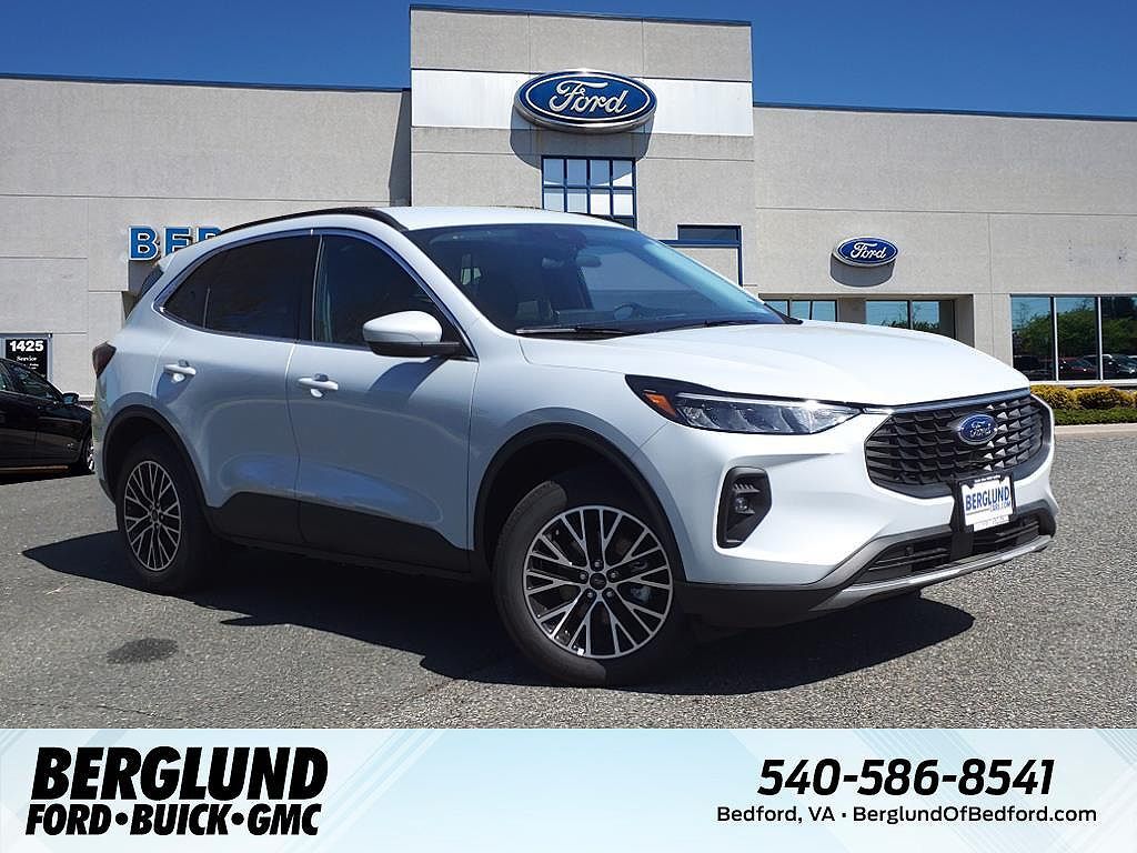 2025 FORD Escape
