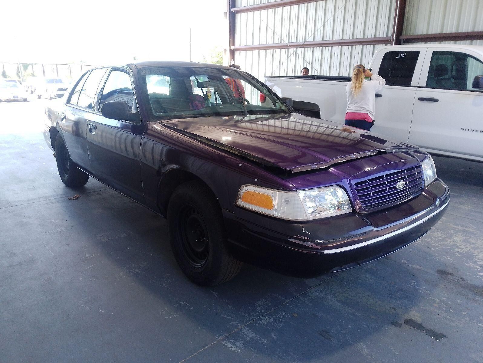 Ford Crown Victoria