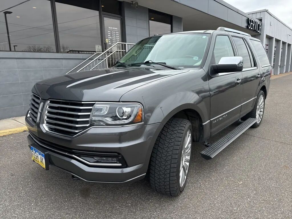 Lincoln Navigator