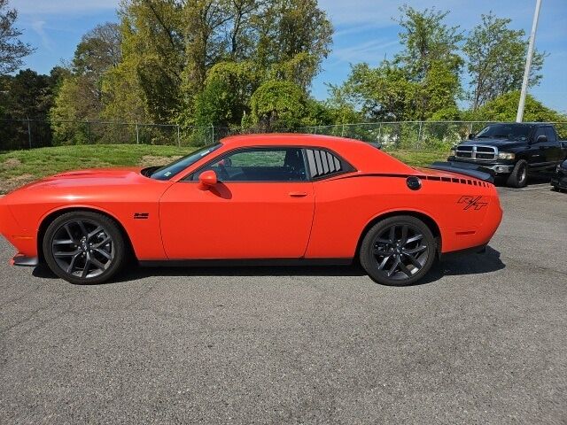 2023 DODGE Challenger