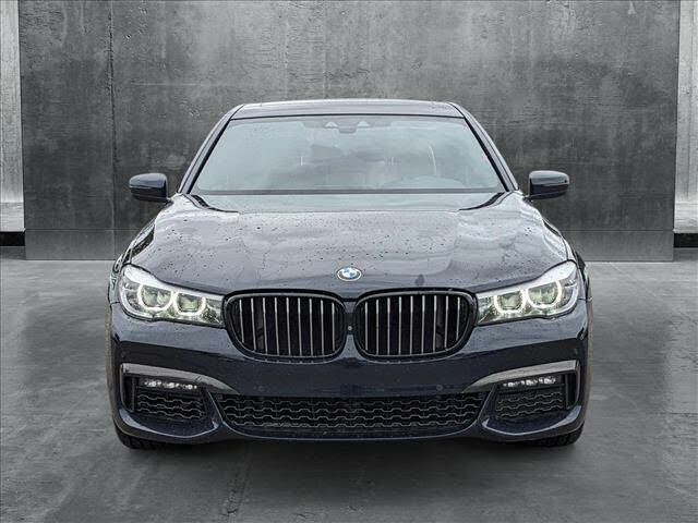 2019 BMW 740i