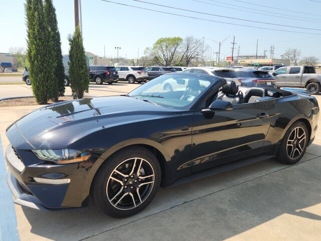 2020 FORD Mustang
