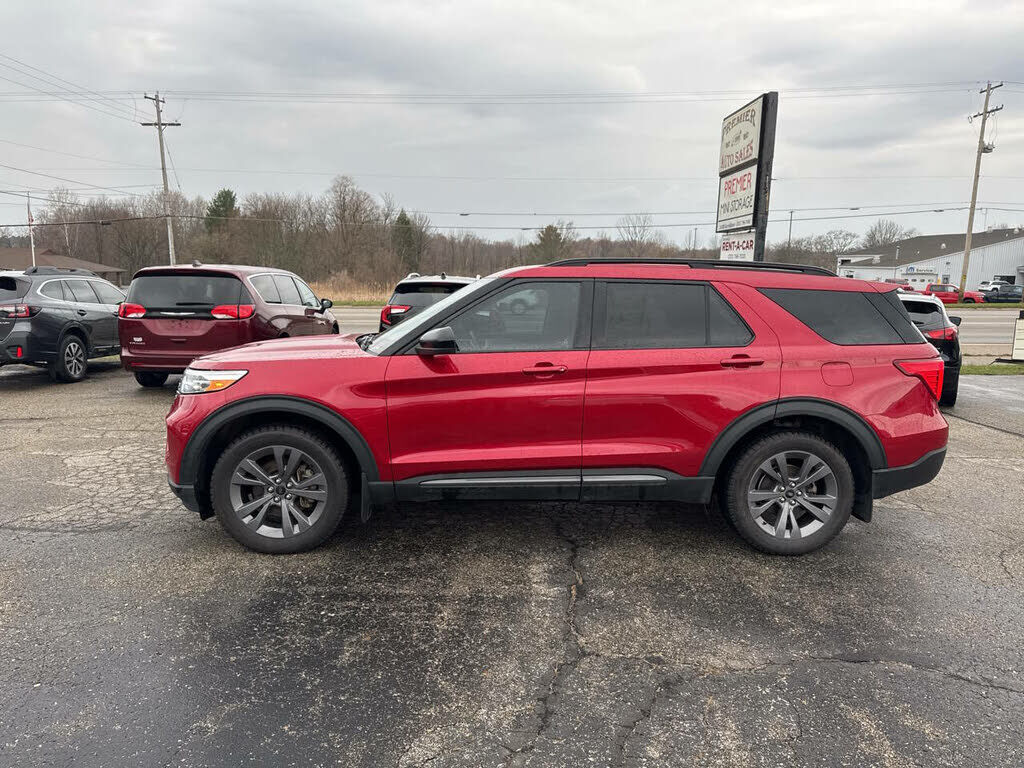 2022 FORD Explorer