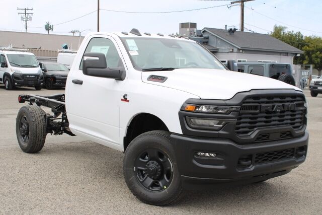 2025 RAM 3500