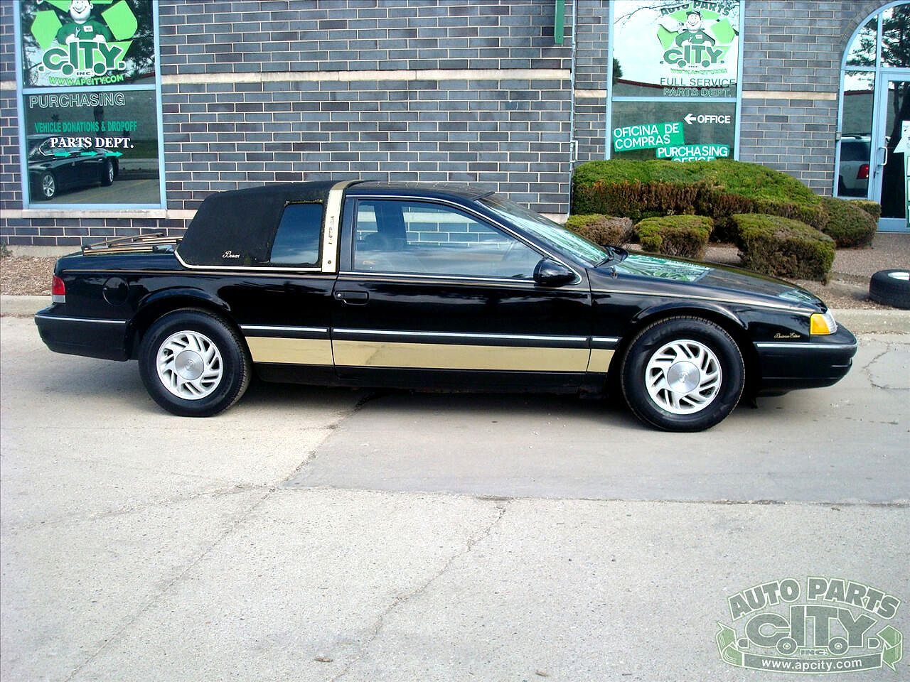 Mercury Cougar