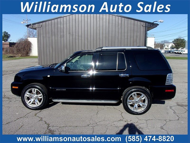 Mercury Mountaineer