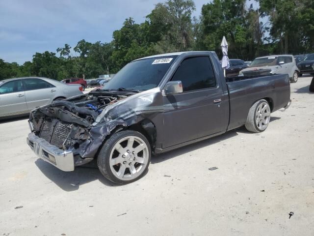 Nissan Pickup