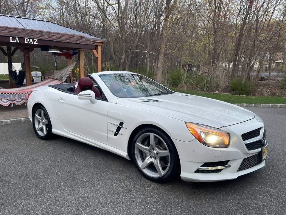 Mercedes-Benz SL-Class