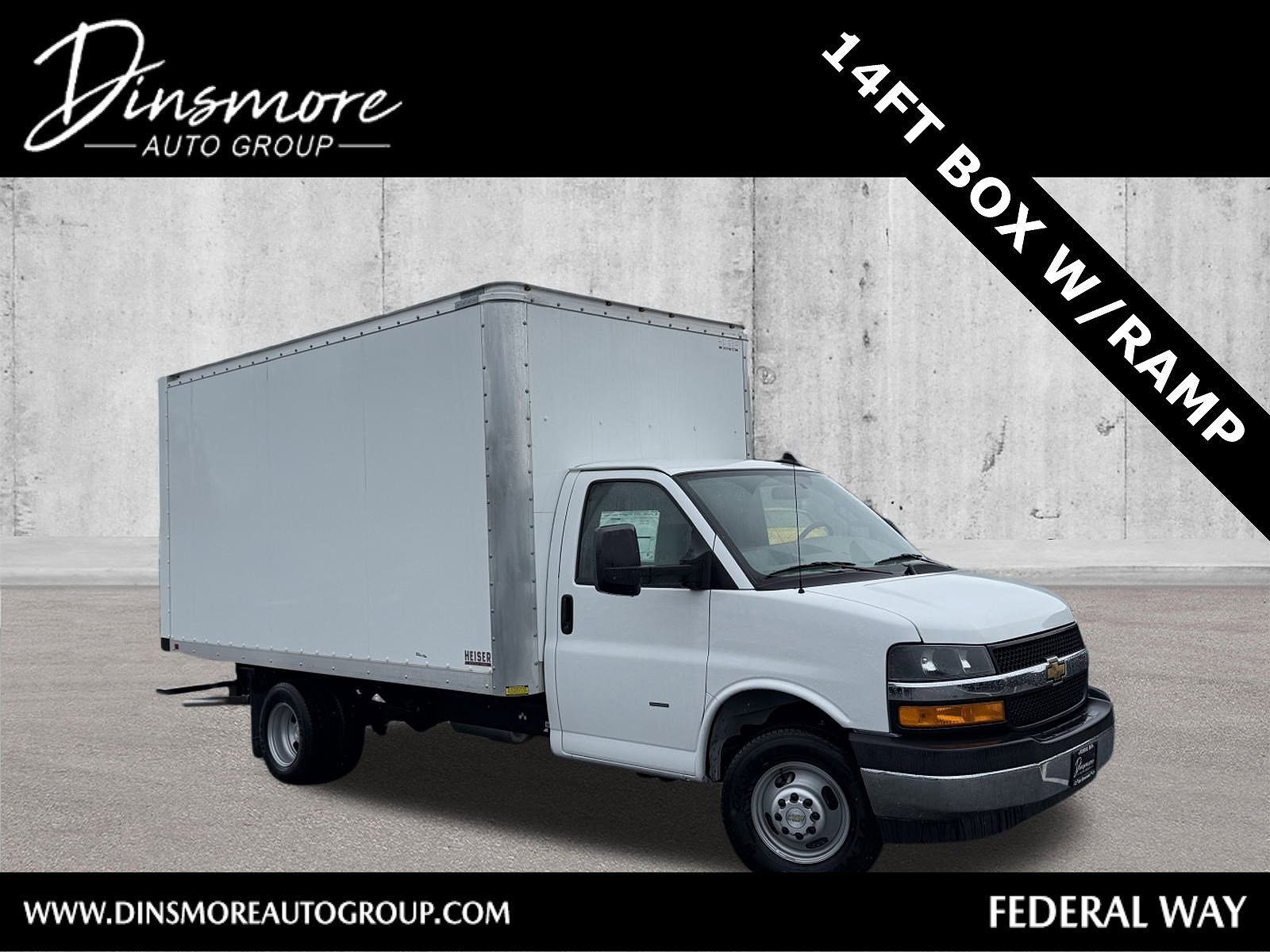 2024 CHEVROLET Express