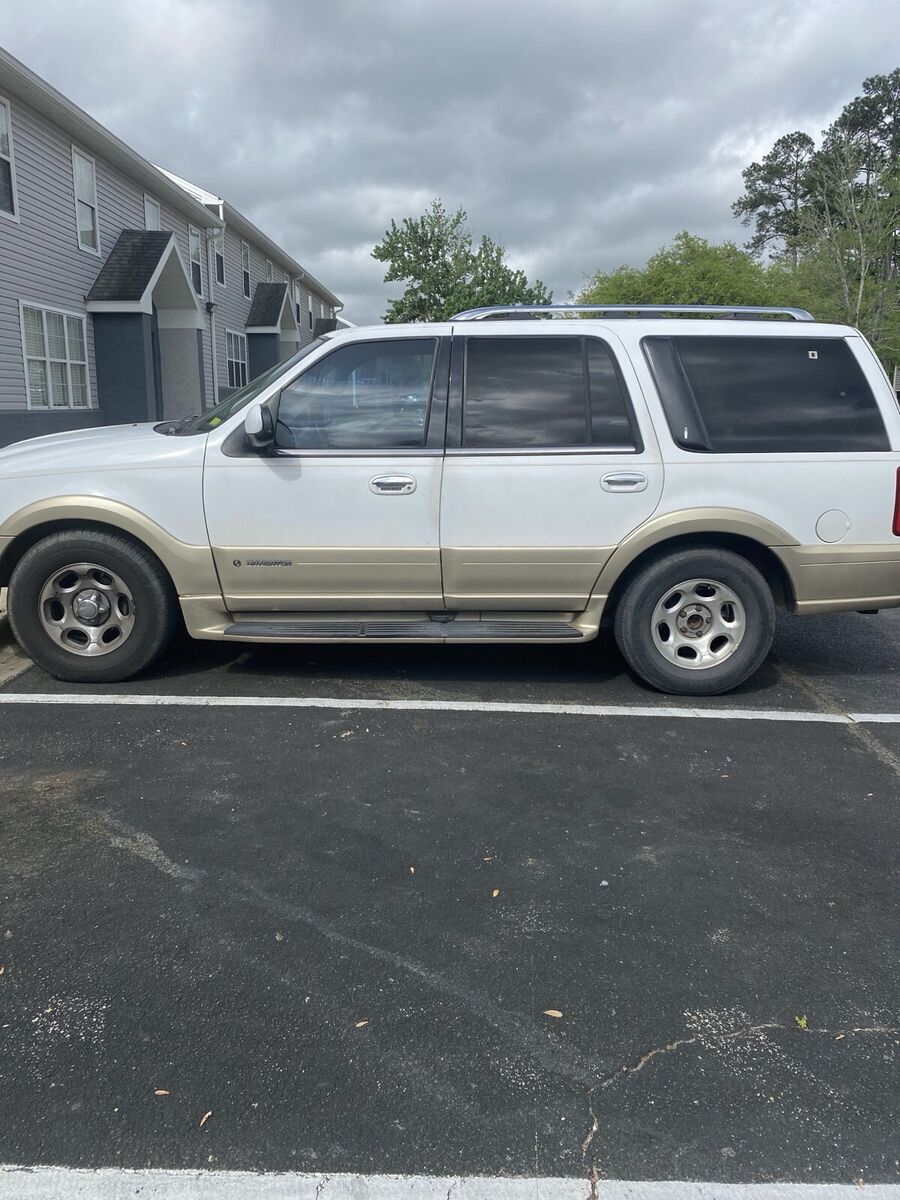 Lincoln Navigator