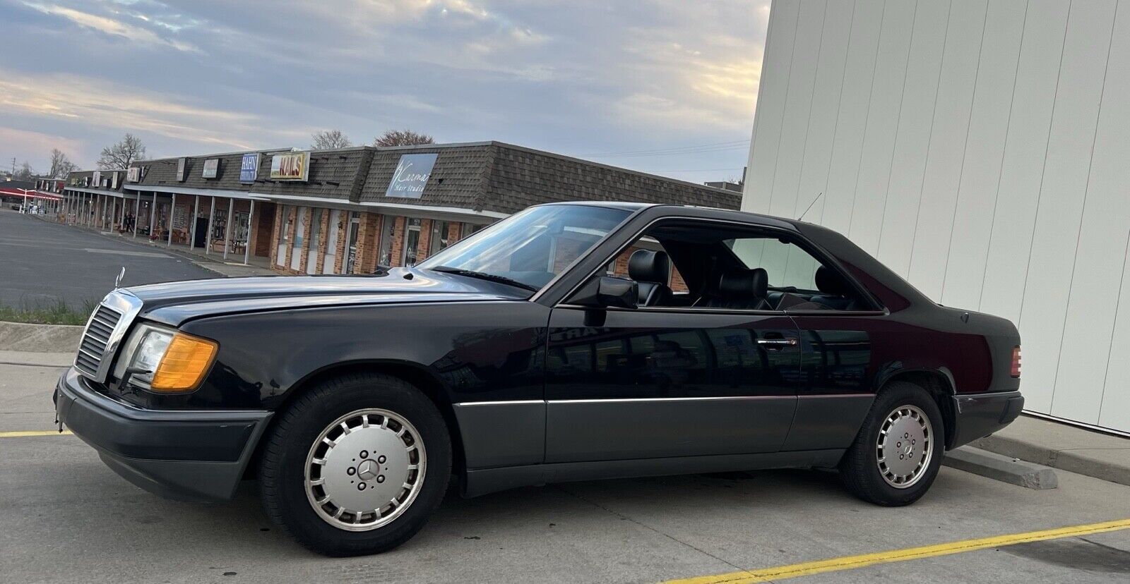 Mercedes-Benz 300