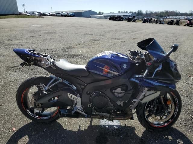 Suzuki GSX-R750