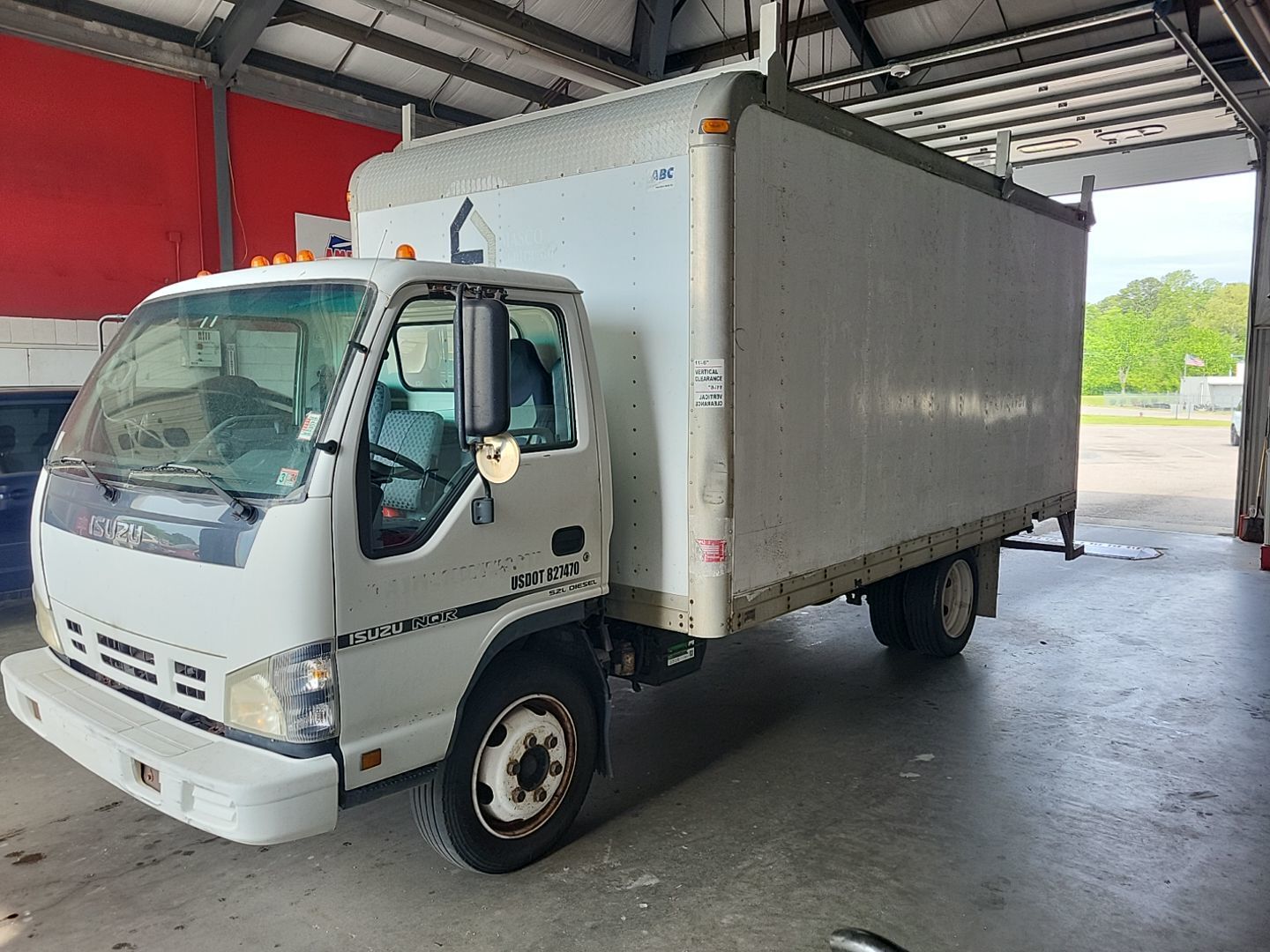 ISUZU