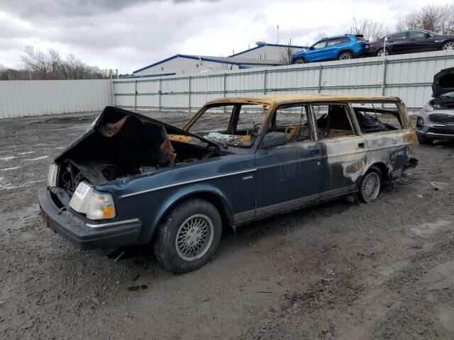 Volvo 240 Series