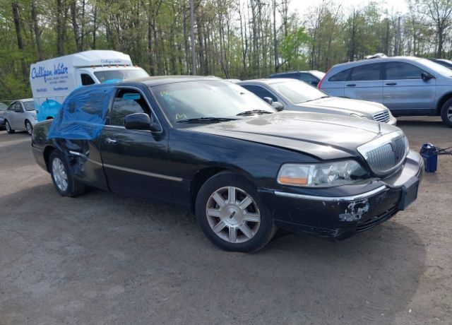Lincoln Town Car
