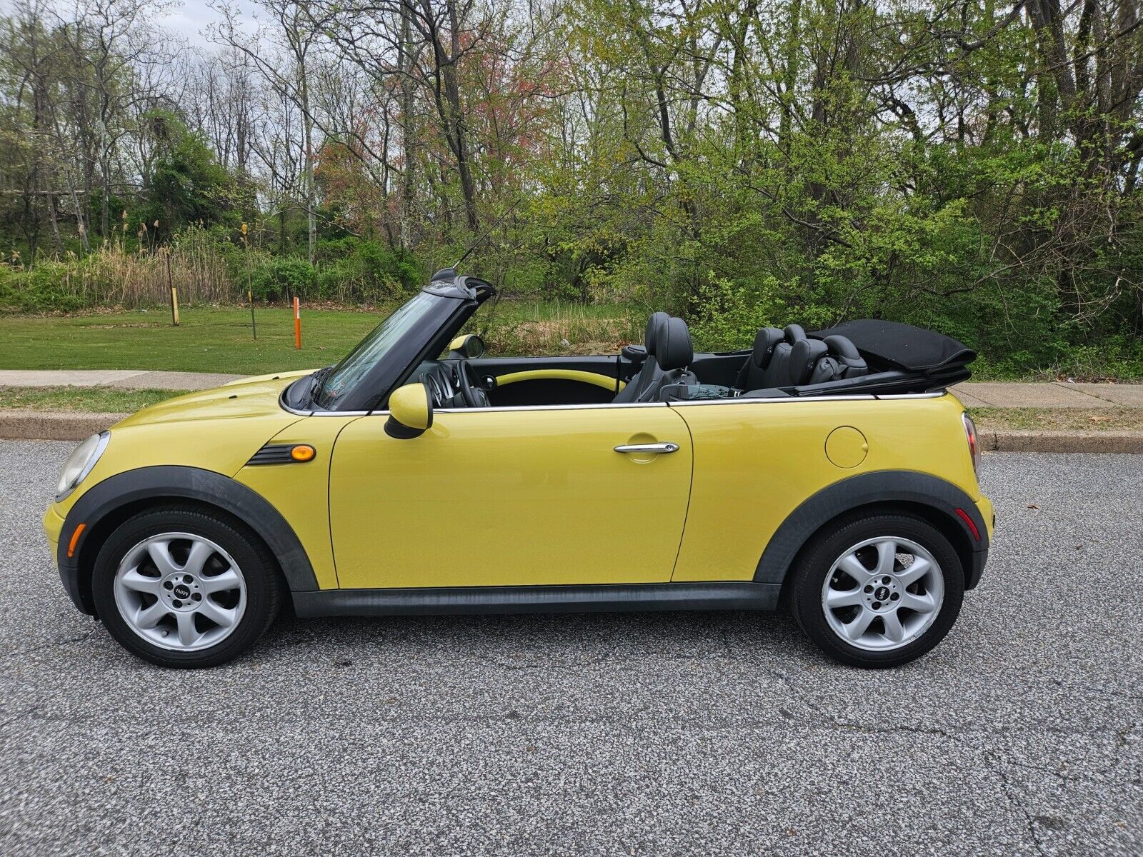 MINI Cooper Convertible