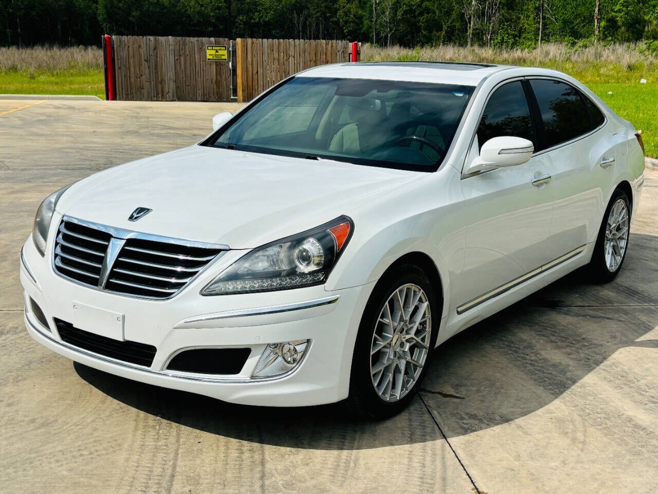 Hyundai Equus
