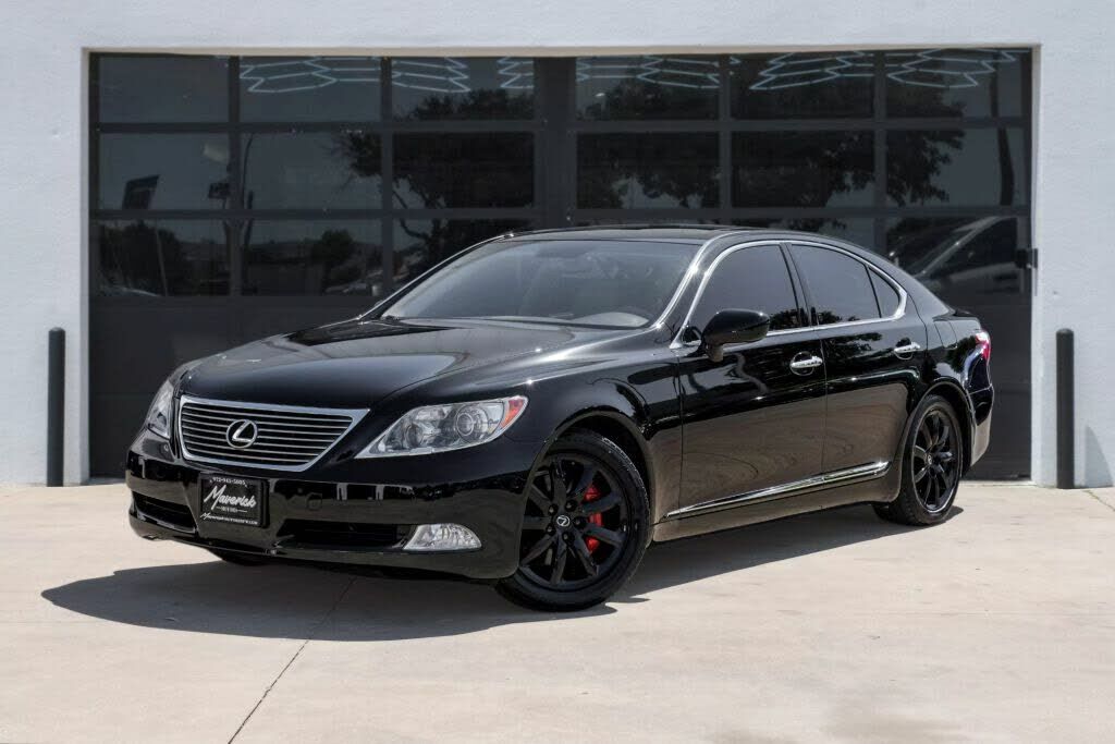 LEXUS