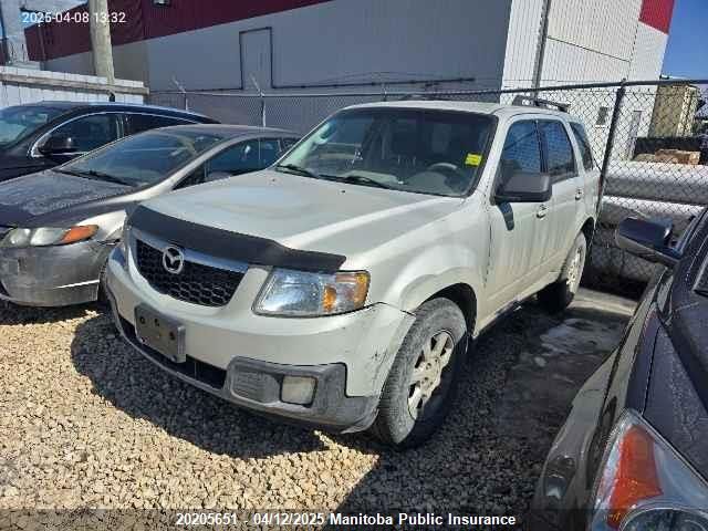 Mazda Tribute