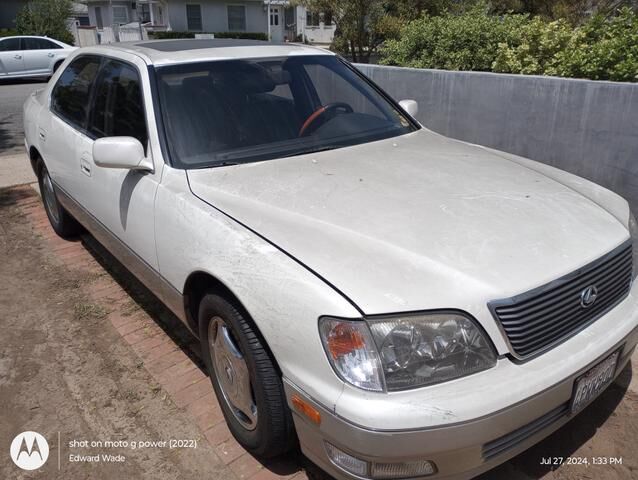 Lexus LS