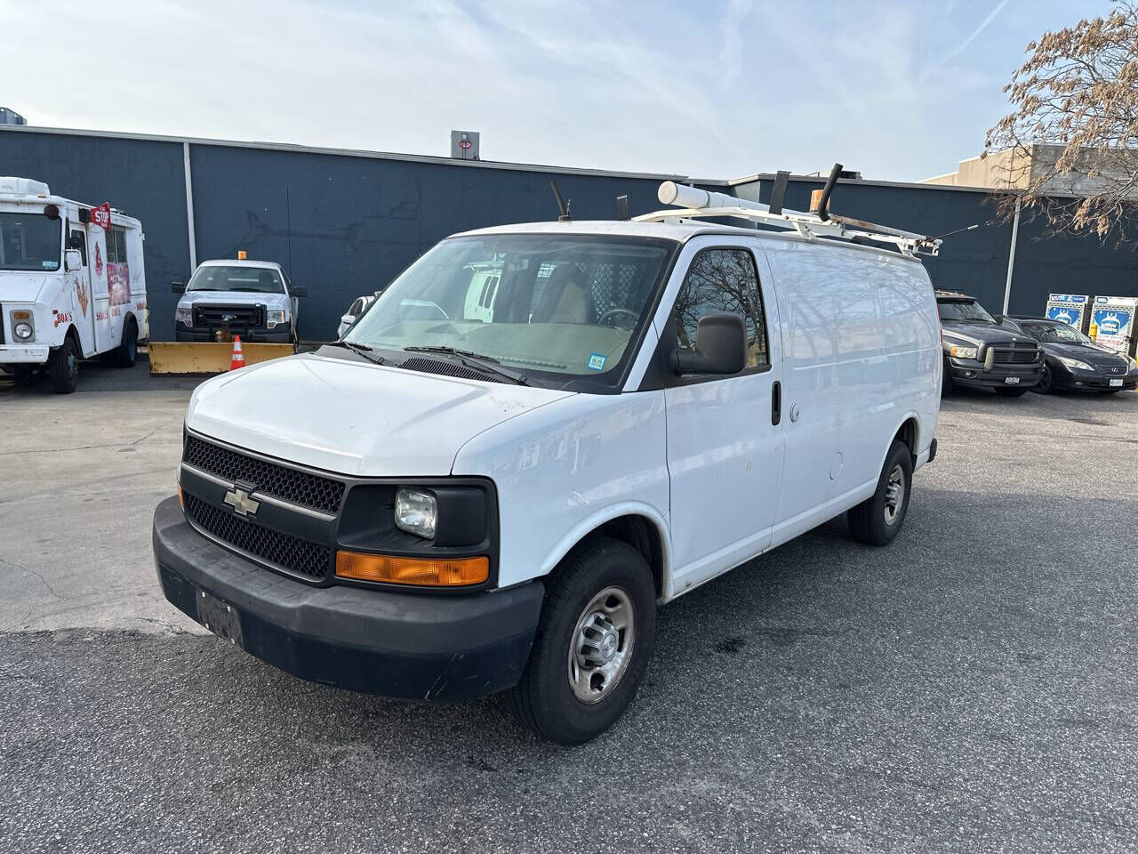 2011 CHEVROLET Express