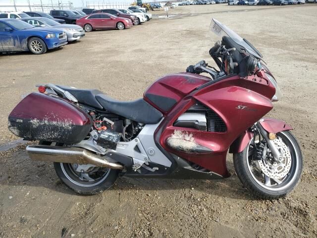 Honda ST1300A