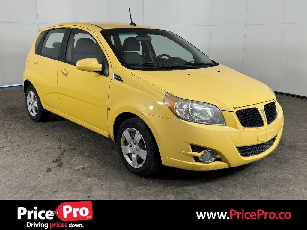 Pontiac G3