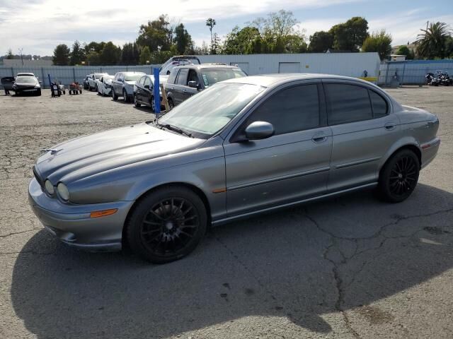 Jaguar X-Type