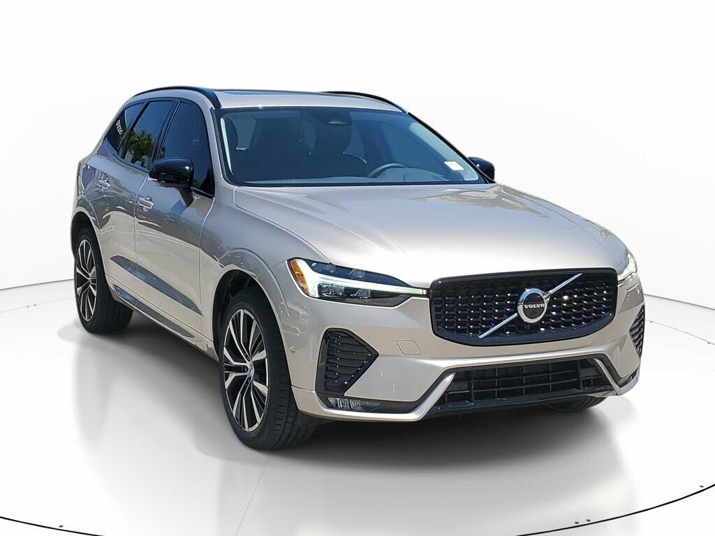 2023 VOLVO XC60
