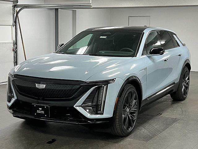 2025 CADILLAC Lyriq