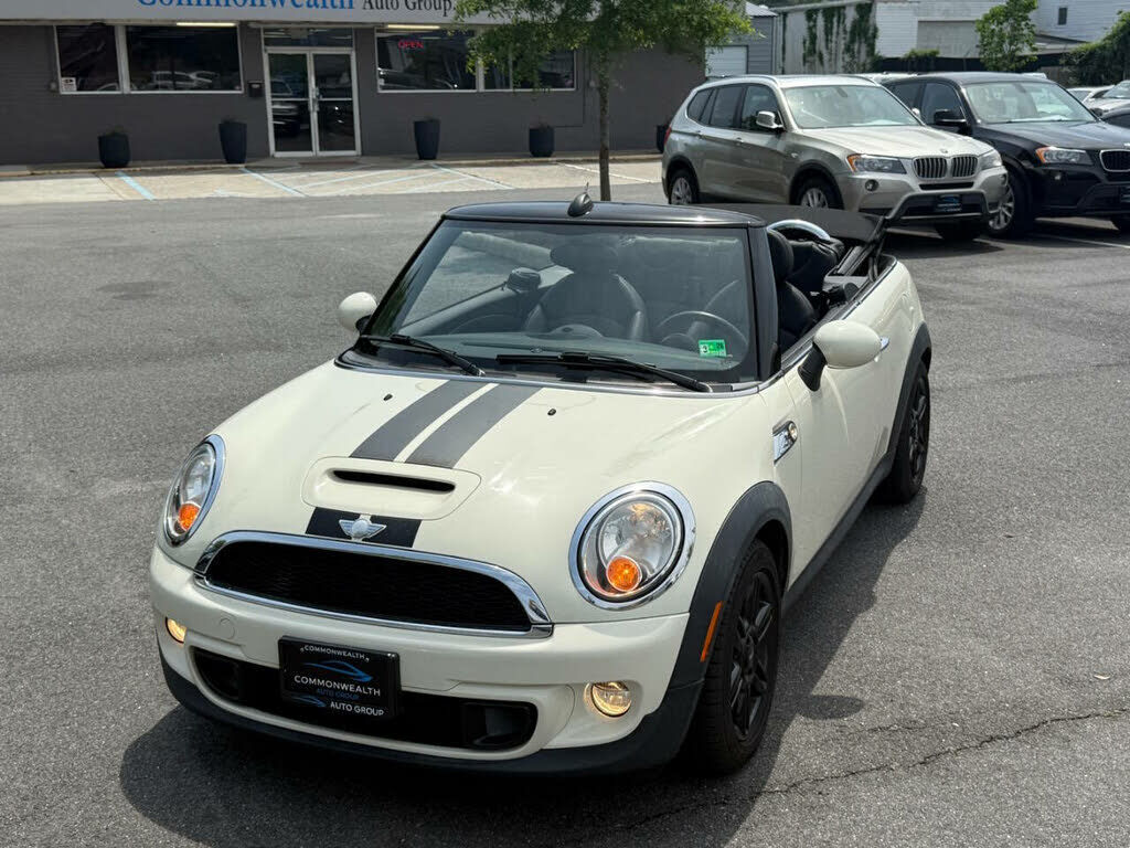 MINI Cooper Convertible