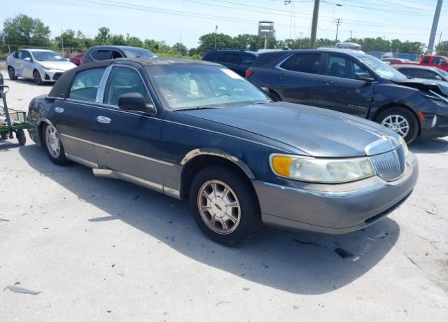 Lincoln Town Car