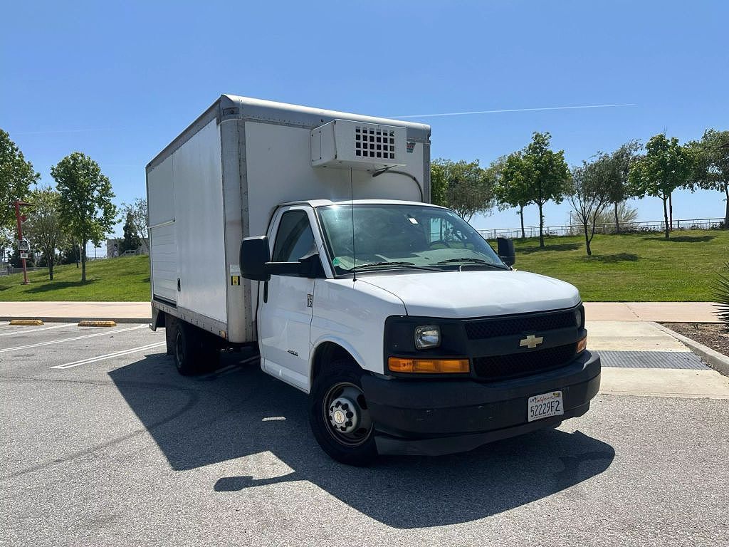 2017 CHEVROLET Express
