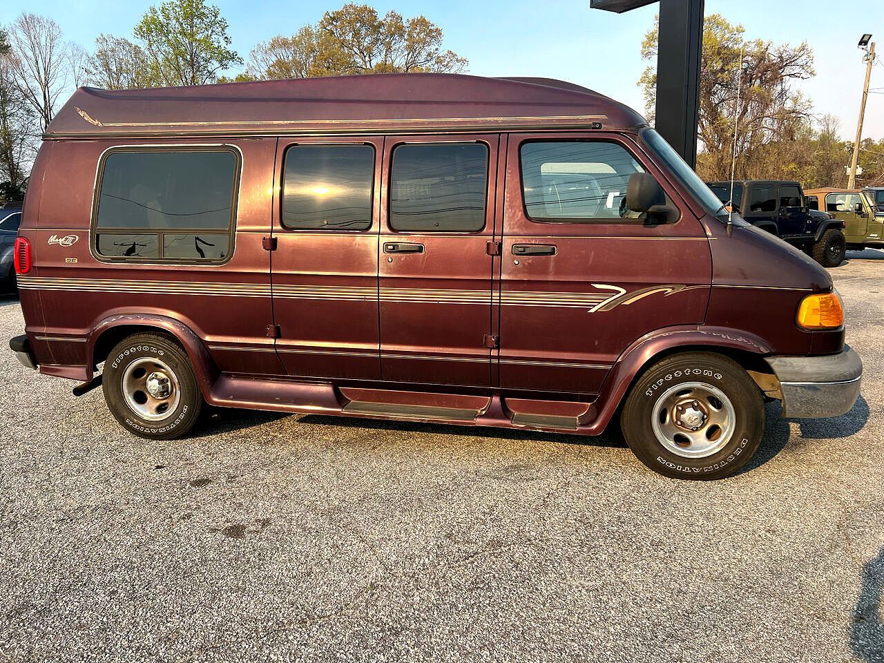 Dodge Ram Van