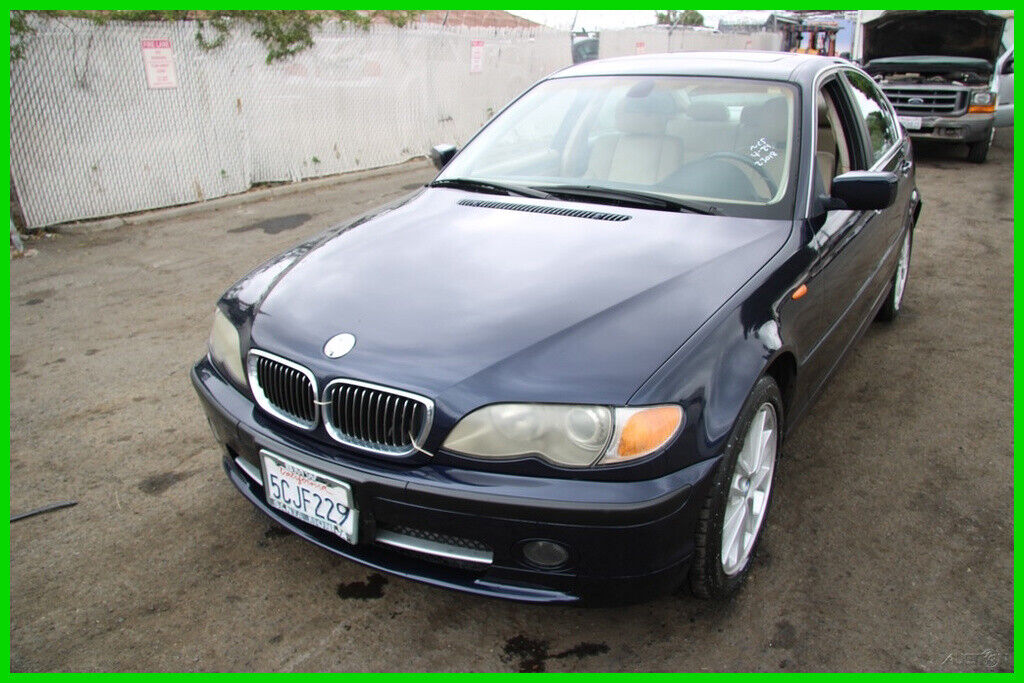 BMW 330i