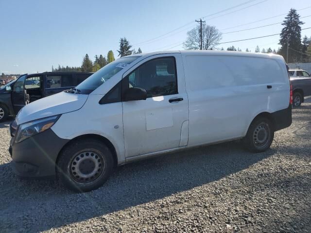 Mercedes-Benz METRIS