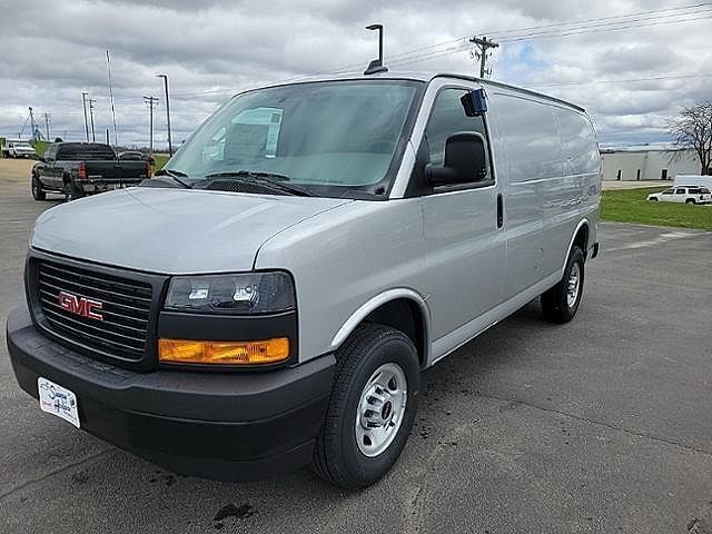 2025 GMC Savana