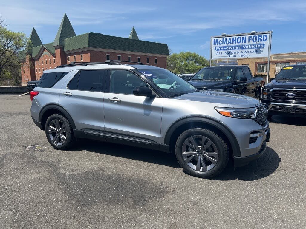 2022 FORD Explorer