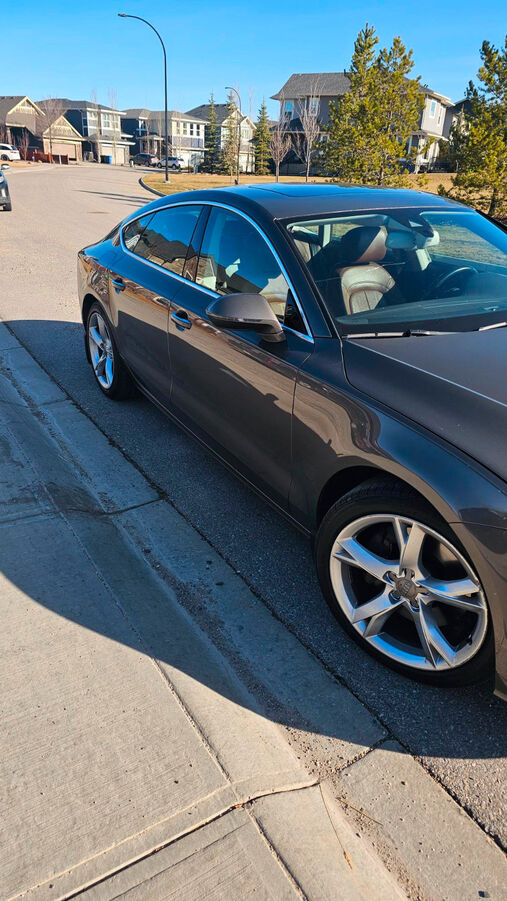 AUDI