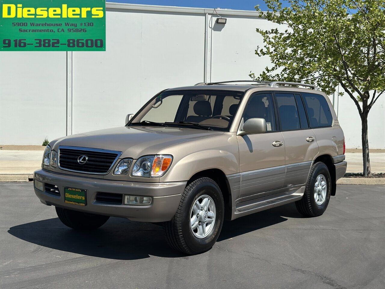 Lexus LX