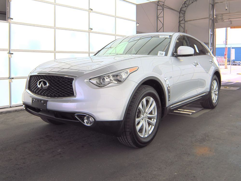 Infiniti QX70