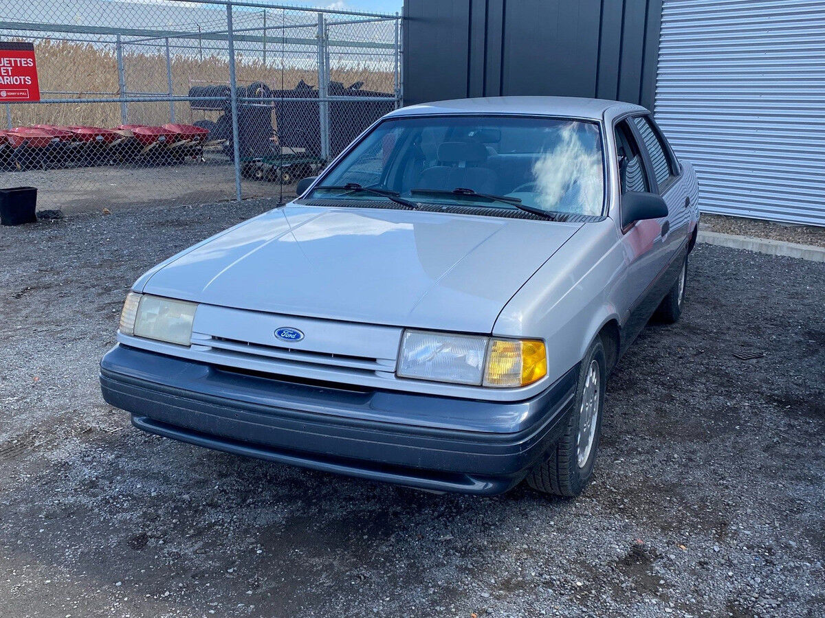 Ford Tempo