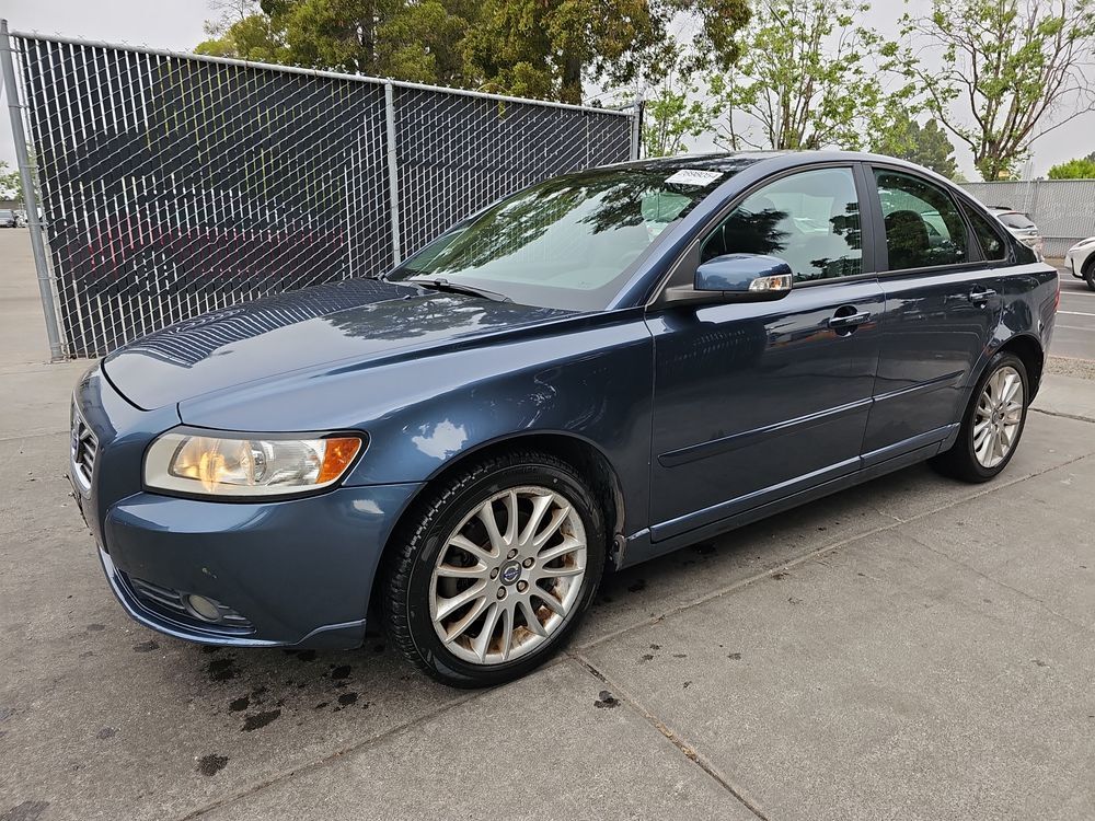 Volvo S40
