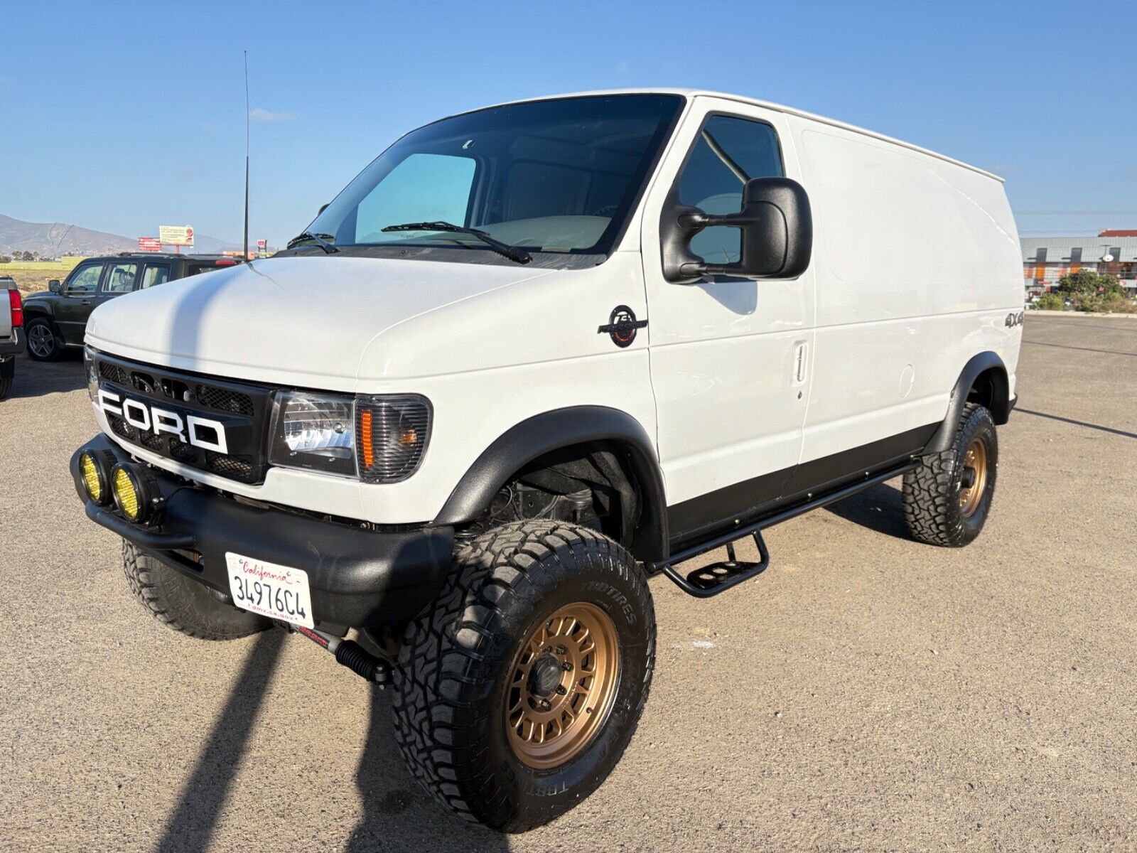 Ford E-350