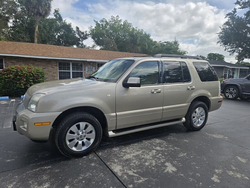 Mercury Mountaineer