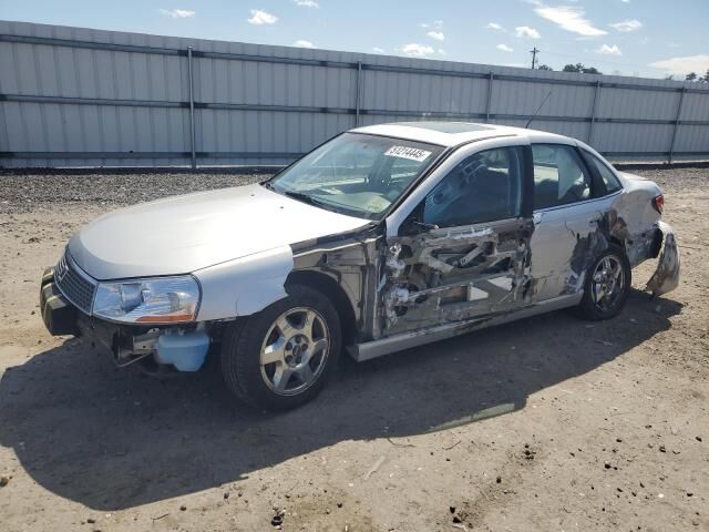 Saturn L300