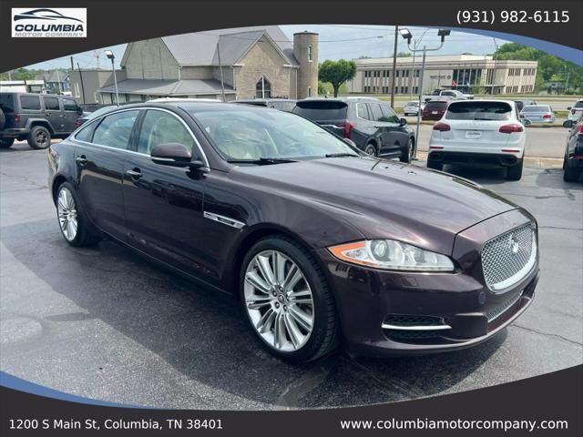 Jaguar XJ