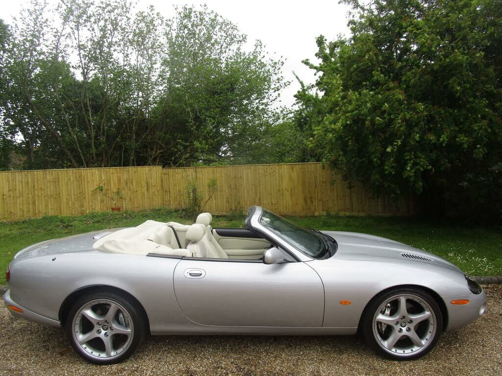Jaguar XK