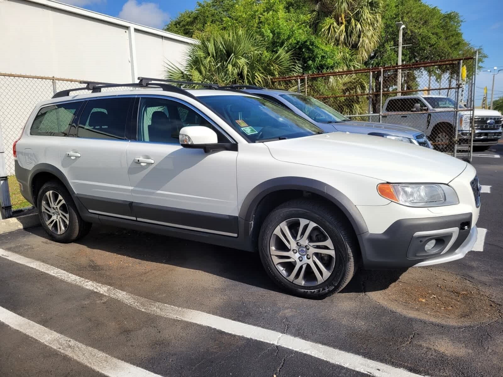 Volvo XC70